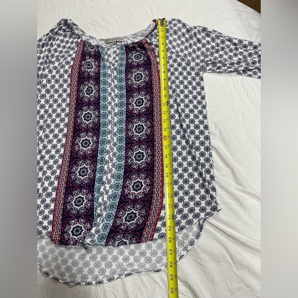 Absolutely Famous medallion print tunic top women’s size M - Picture 16 of 16